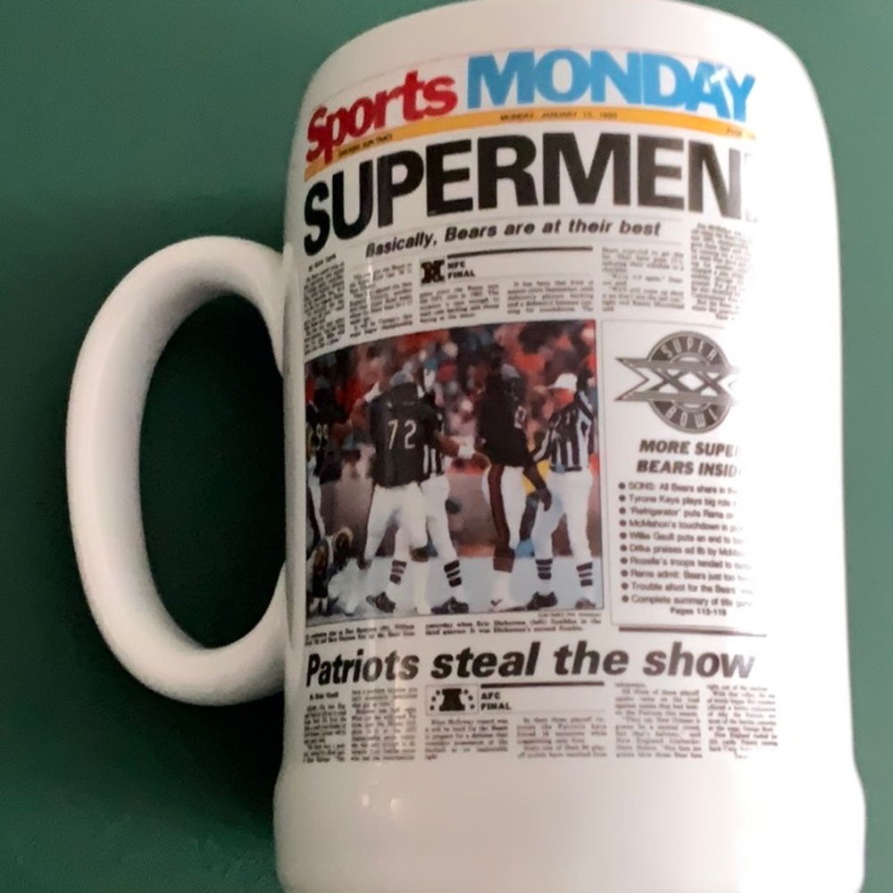 Vintage The Chicago Sun Times. Bears Supermen Ceramic Mug - Picture 2 of 4
